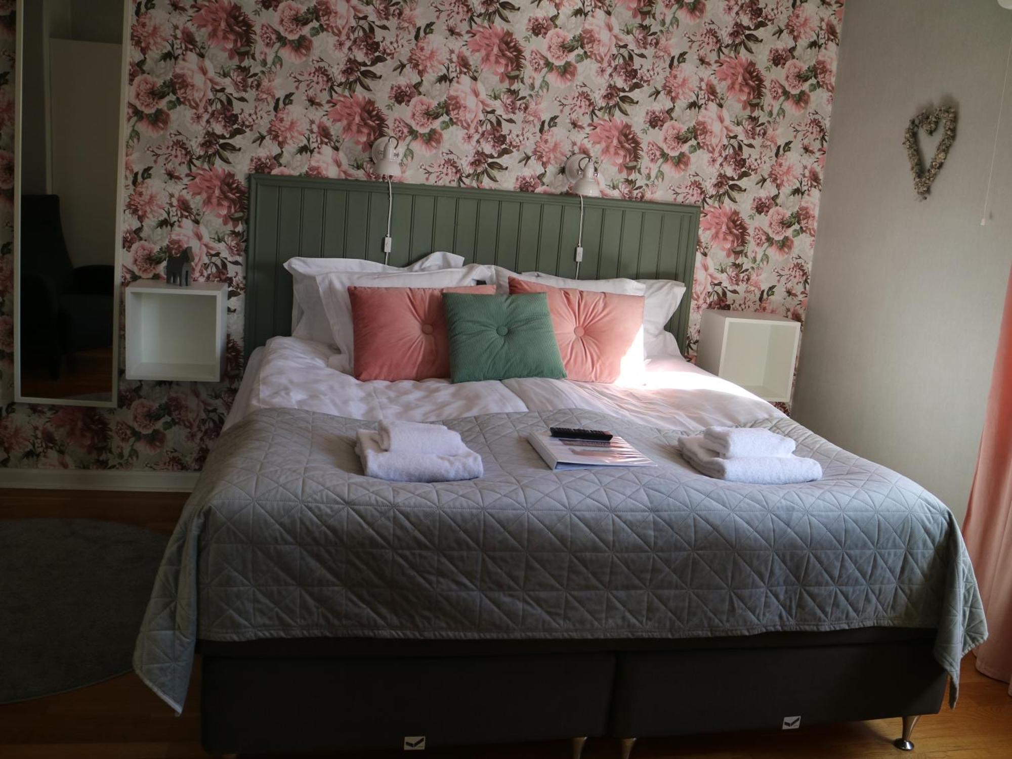 Lustigsgarden Boutique Hotel เรทท์วิก ภายนอก รูปภาพ